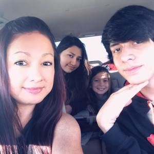 Meet your Posher, Karrie